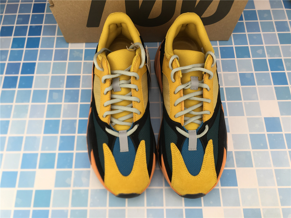 Yeezy Boost 700 Sun GZ6984